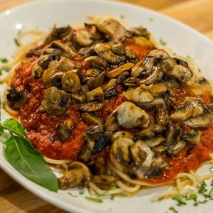 Spaghetti with Mushroom Sauce